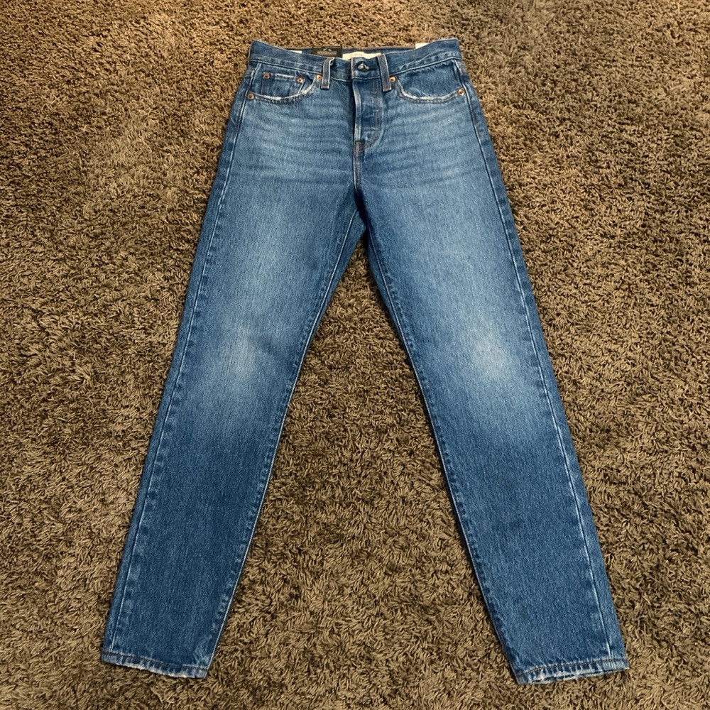 NEW Levi’s Wedgie